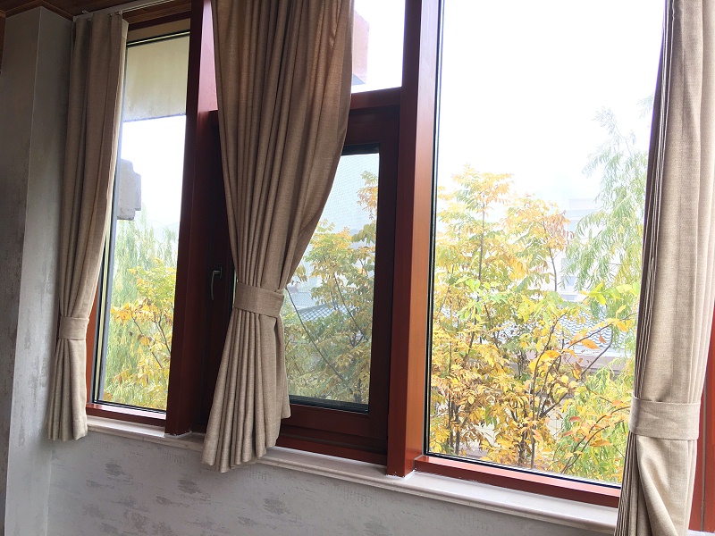 鋁包木門窗實(shí)拍