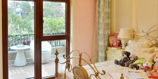 鋁包木門(mén)窗報(bào)價(jià)-差價(jià)大是怎么回事