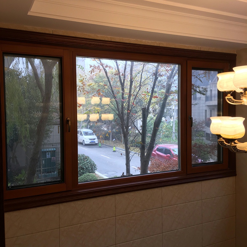 定制節(jié)能鋁包木門窗展示