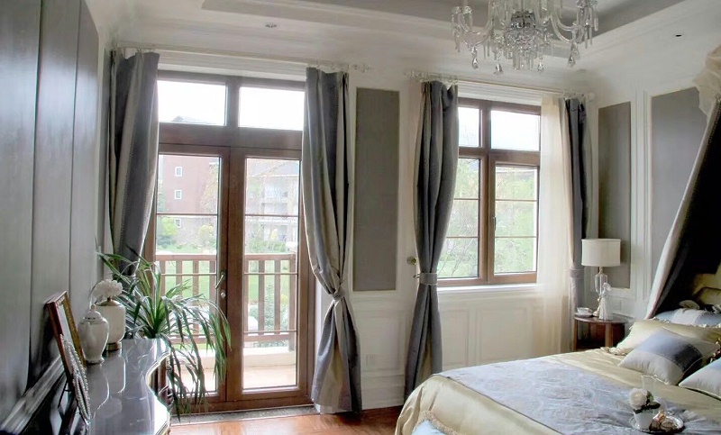 鋁包木門(mén)窗展示