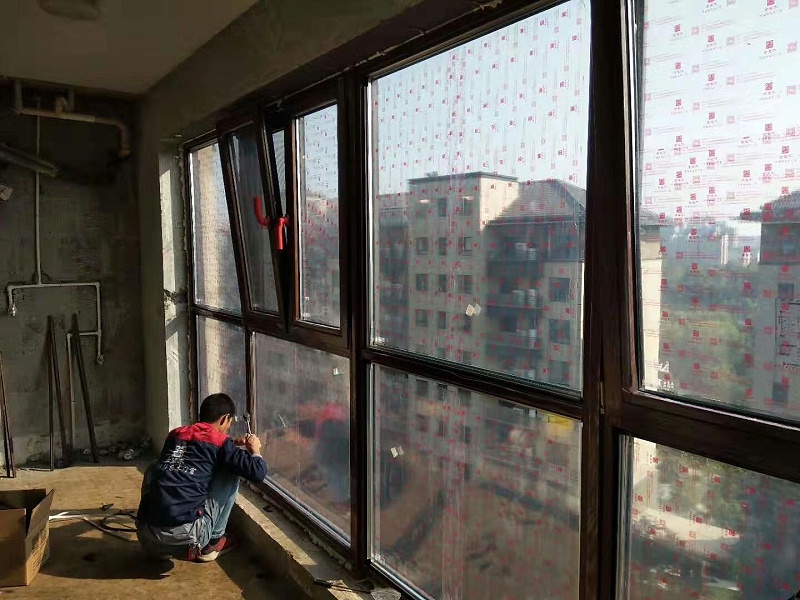 鋁包木窗安裝實拍