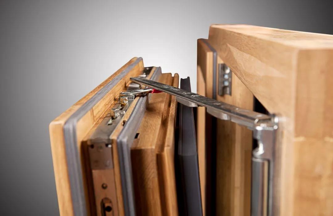 鋁包木窗細(xì)節(jié)展示