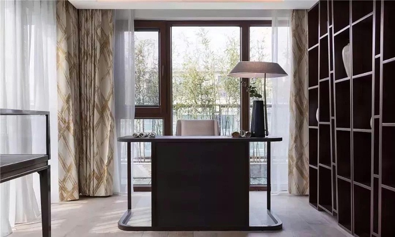 定制隔音鋁包木門窗展示