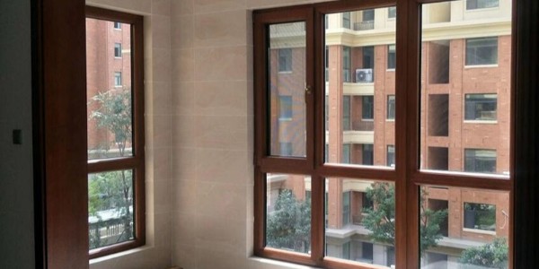 鋁包木門窗哪家性價比更高？