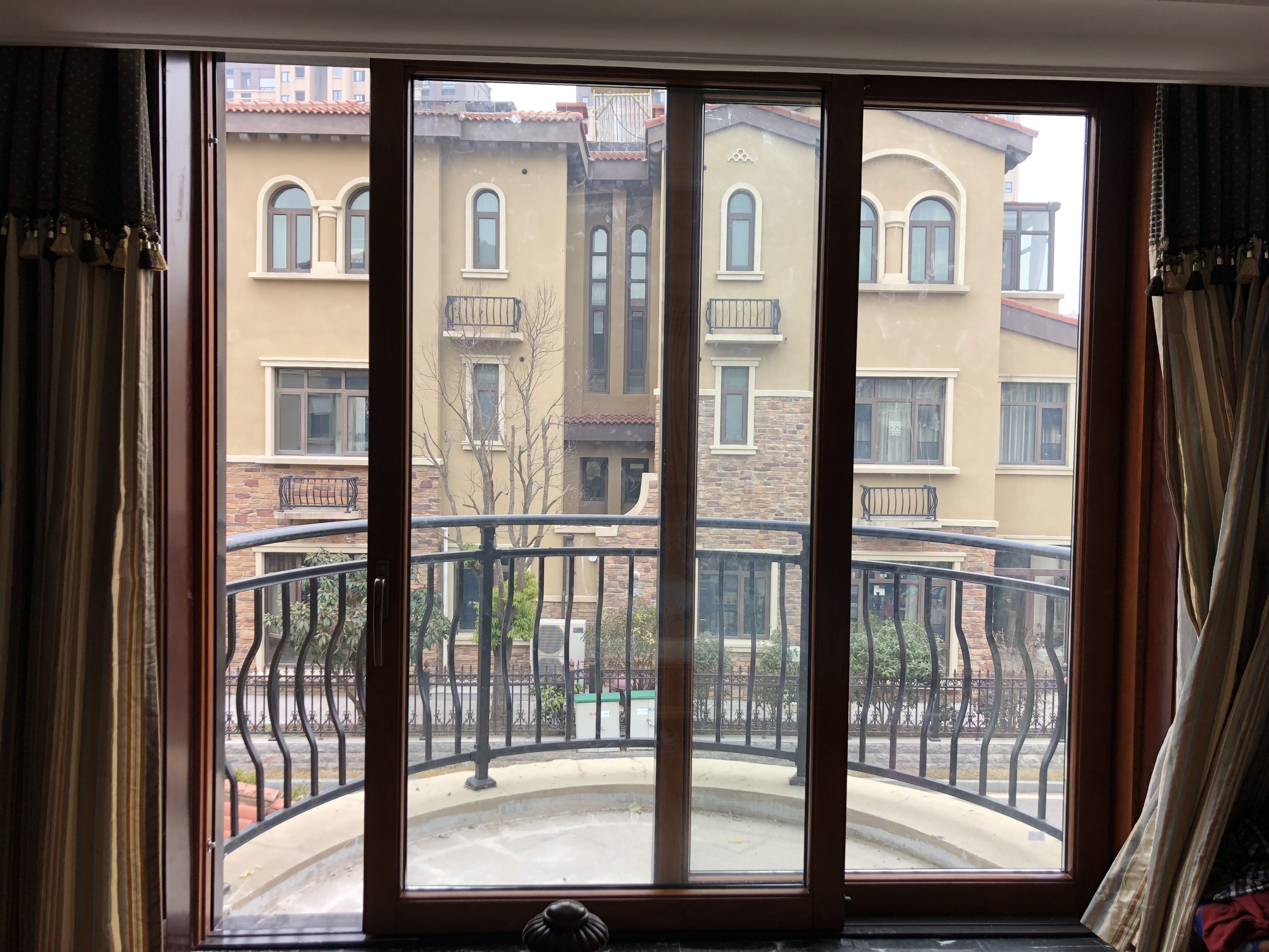 高檔鋁包木提升推拉門實拍