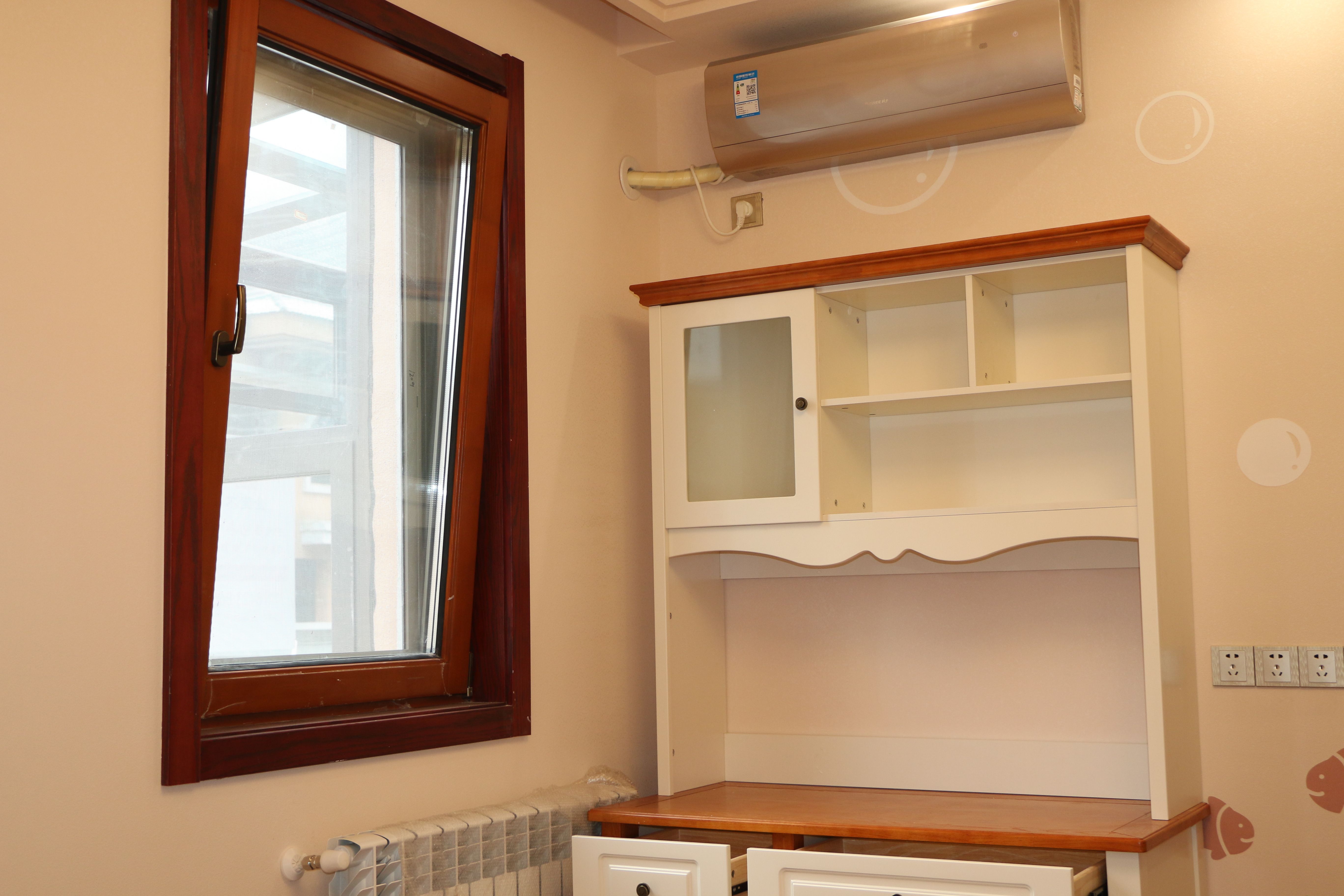 鋁包木門窗場(chǎng)景實(shí)拍