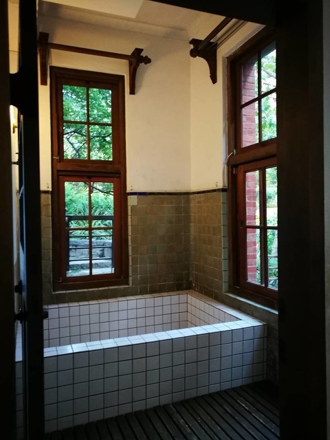 節能鋁包木門窗