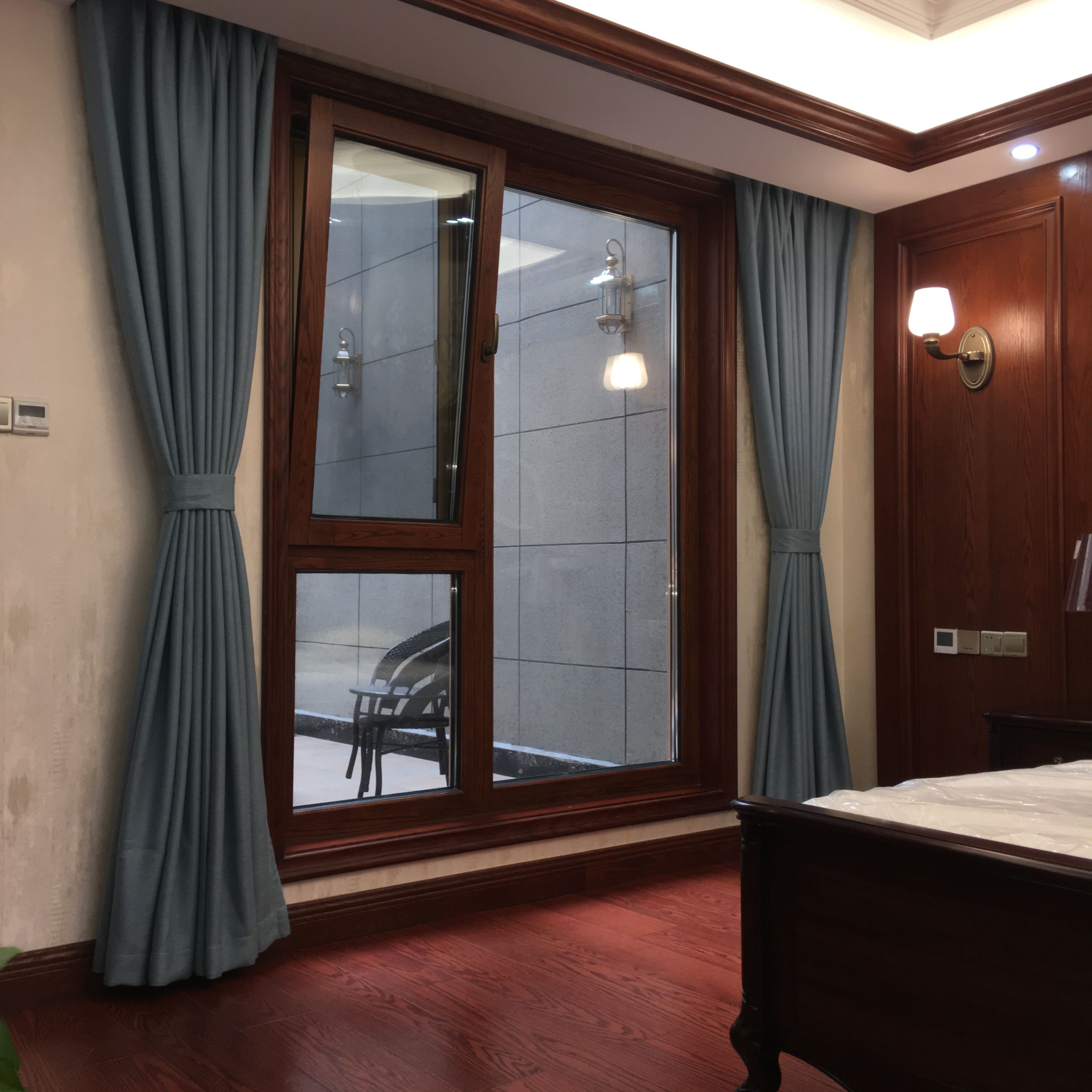 鋁包木門(mén)窗